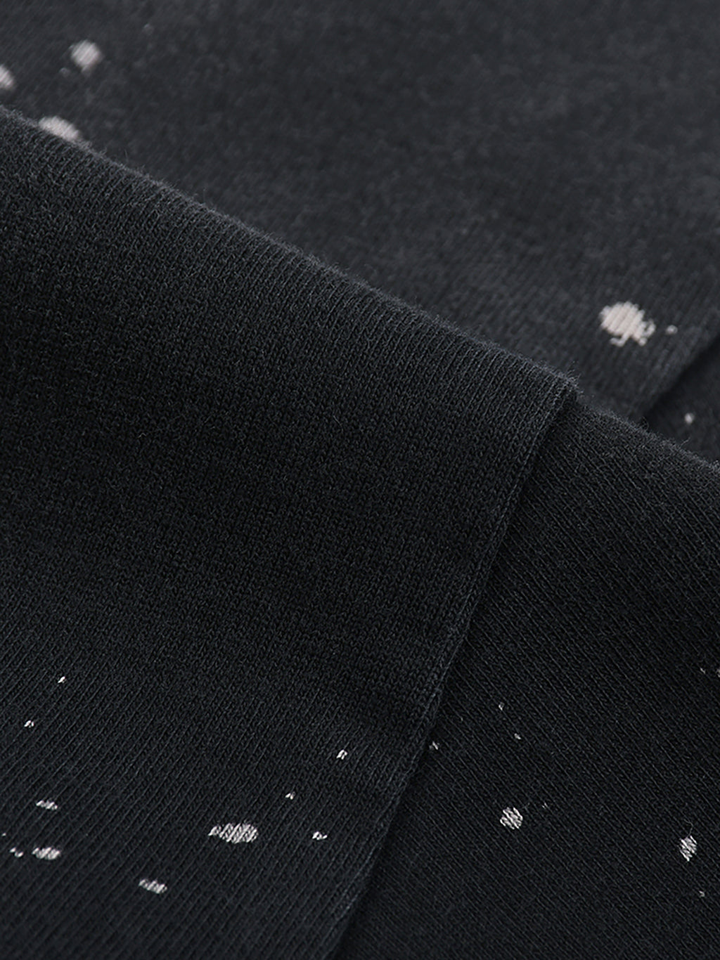 Dust Tee
